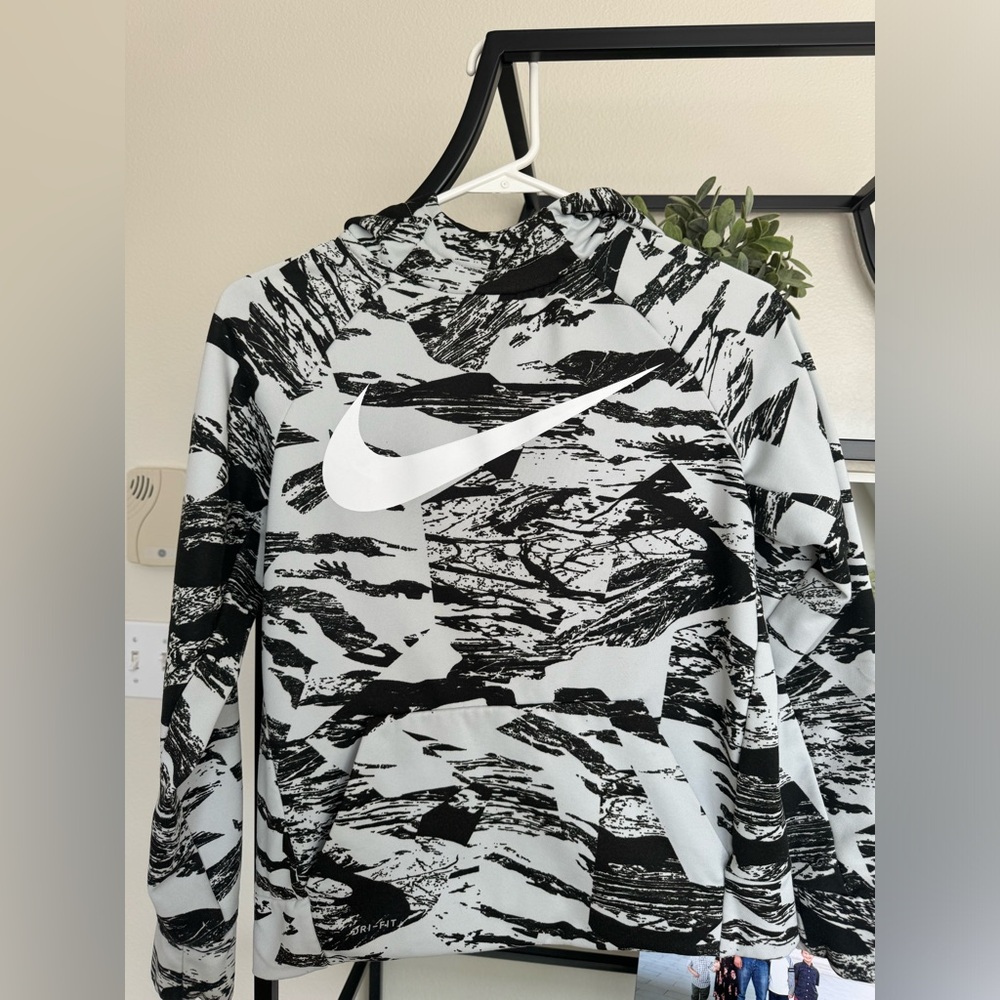 Boys Nike hoodie